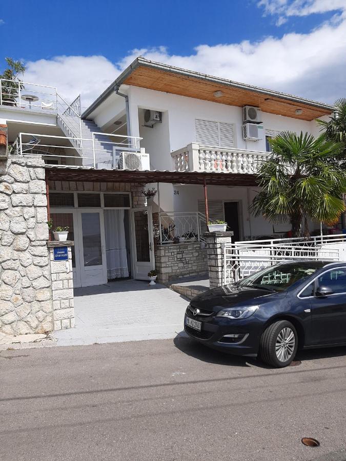 App Borna Apartment Crikvenica Ngoại thất bức ảnh